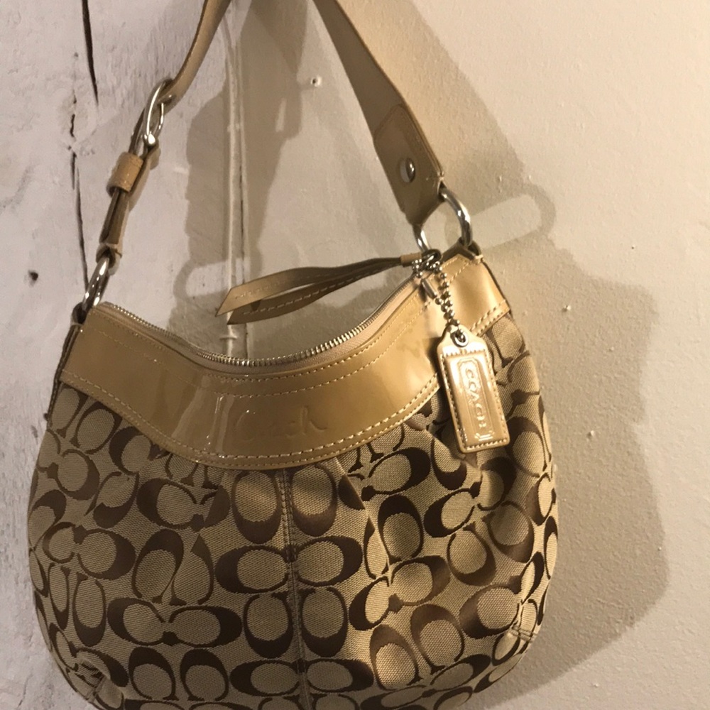 Authentic Y2K Coach Purse shoulder length